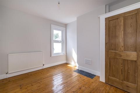 59 Hook Road, Epsom, KT19 8TP