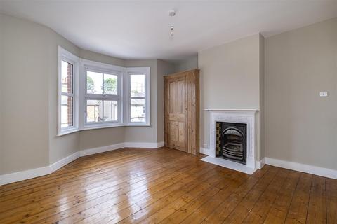 59 Hook Road, Epsom, KT19 8TP