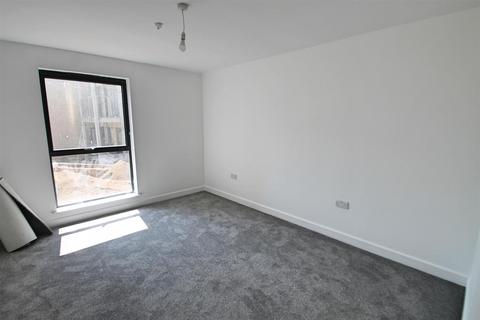 2 bedroom flat for sale, Ye Corner, Watford WD19