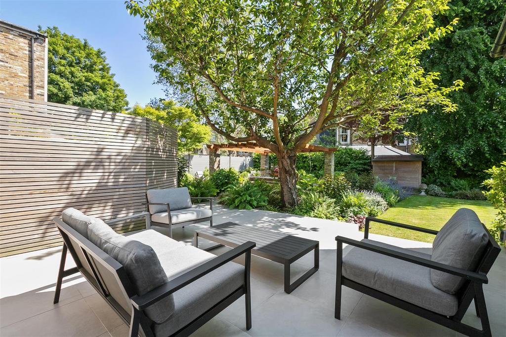 Grosvenor Road, W4 - FOR SALE