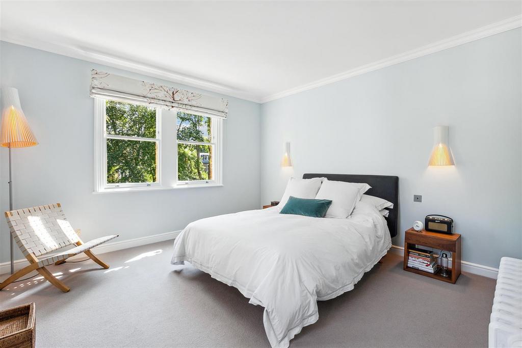 Grosvenor Road, W4 - FOR SALE