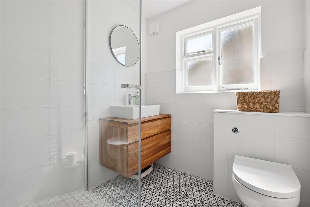Grosvenor Road, W4 - FOR SALE