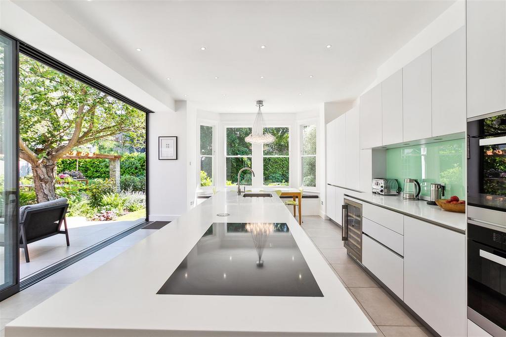 Grosvenor Road, W4 - FOR SALE