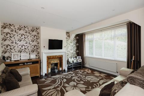 19 Dorking Road, Epsom, KT18 7JR