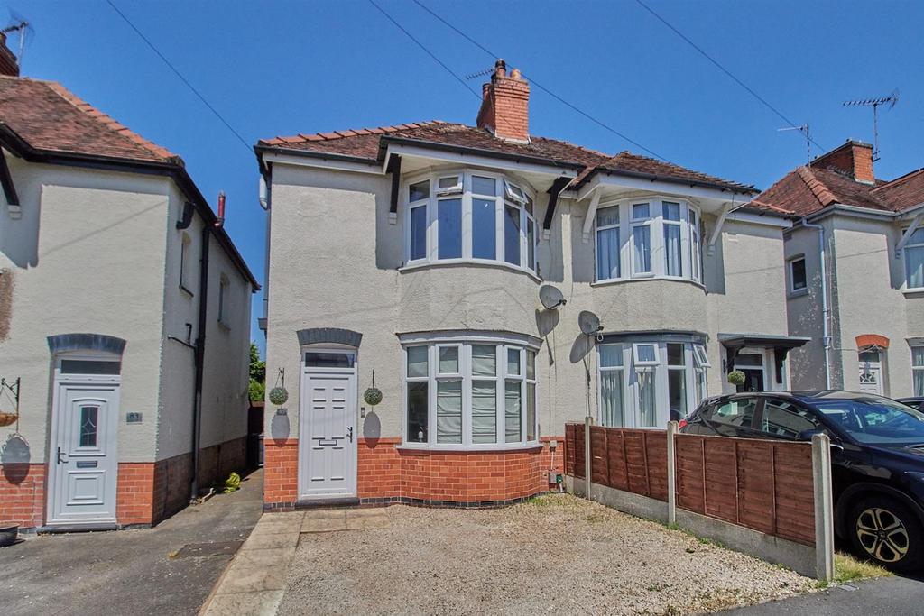 Strathmore Road, Hinckley 3 bed semidetached house for sale £240,000