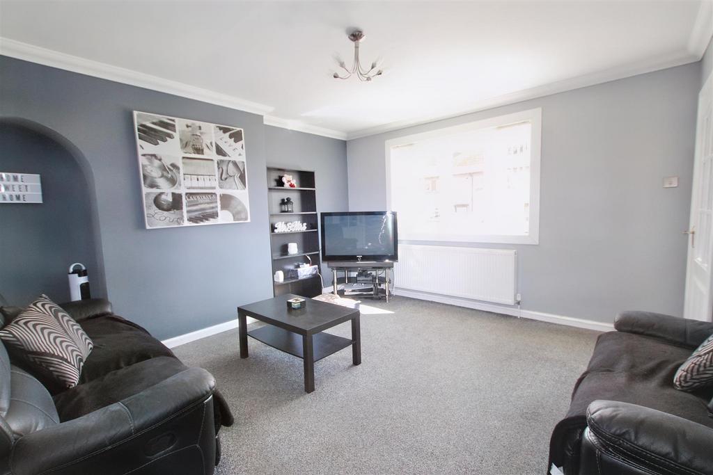 Nethan Avenue, Wishaw 3 bed terraced house £112,500