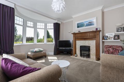 3 bedroom semi-detached house for sale - Lightridge Road, Fixby