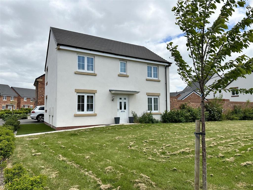 Springfield Drive, Warton 4 bed detached house for sale £314,950