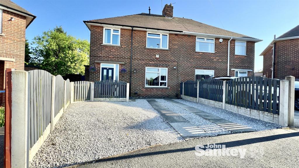 Williamson Street, Mansfield 3 bed semidetached house for sale £180,000