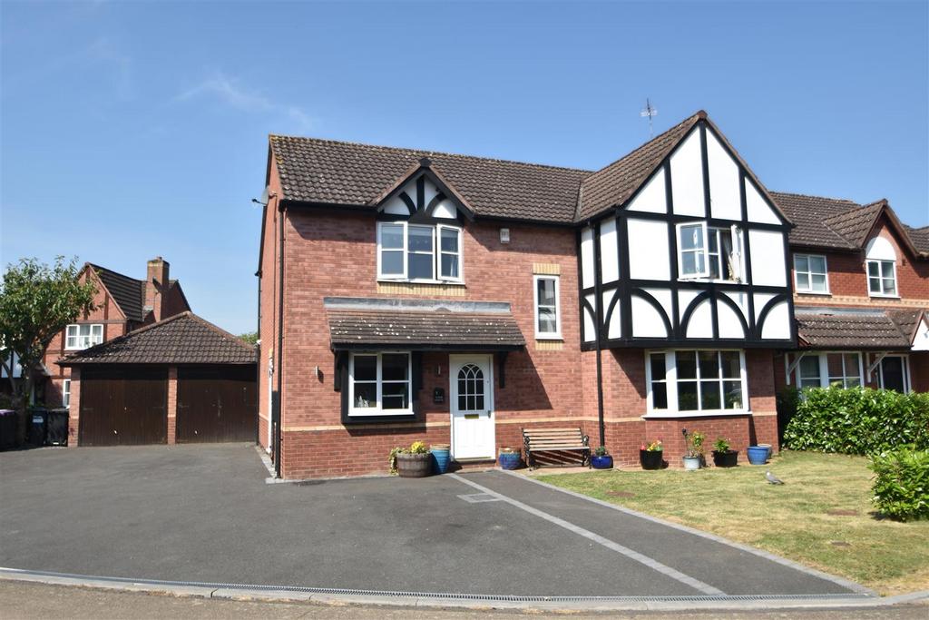 5 Douglas Way, Bicton Heath, Shrewsbury SY3 5PB 4 bed detached house