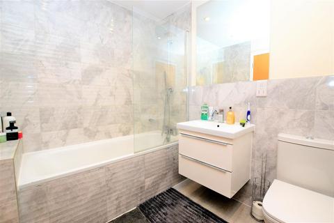 51 Addison Road, Reading, RG1 8EN