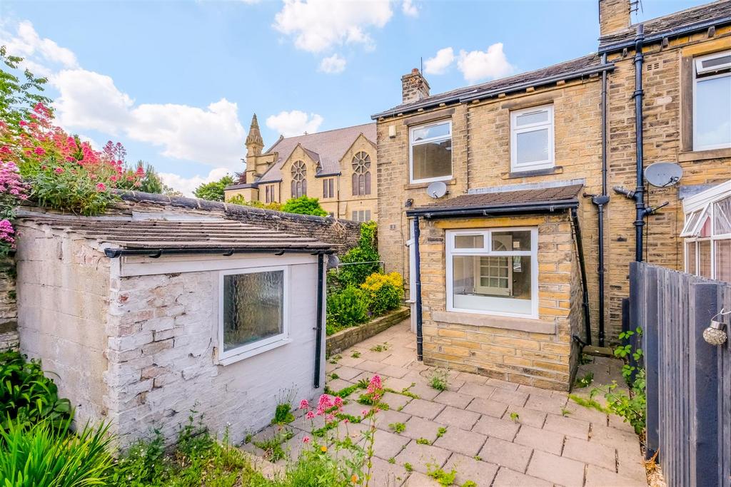 John Street, Elland 2 bed terraced house for sale £135,000