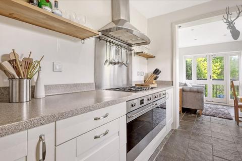 24 Blackacre Road, Theydon Bois, Epping, CM16 7LU
