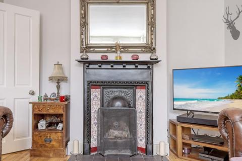 24 Blackacre Road, Theydon Bois, Epping, CM16 7LU