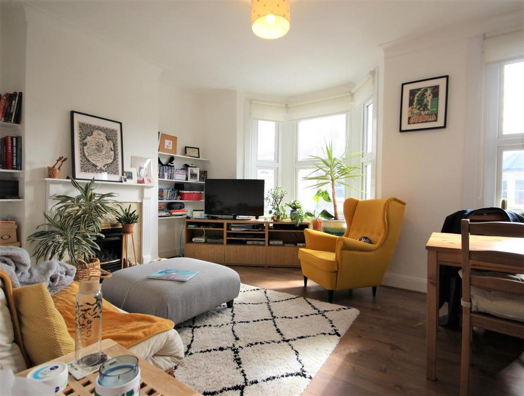 Living room.JPG