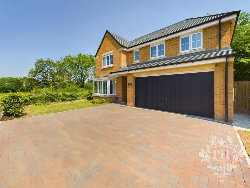 Whinfell Drive, Normanby, Middlesbrough 5 bed detached house for sale