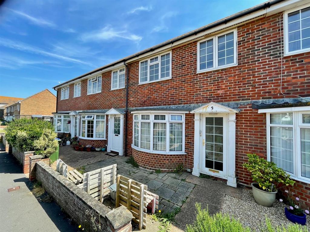 Cricketfield Road, Seaford 3 bed terraced house for sale £350,000