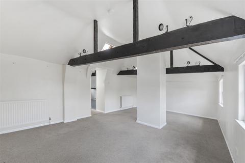 2 bedroom apartment for sale, High Street, Hadlow, Tonbridge