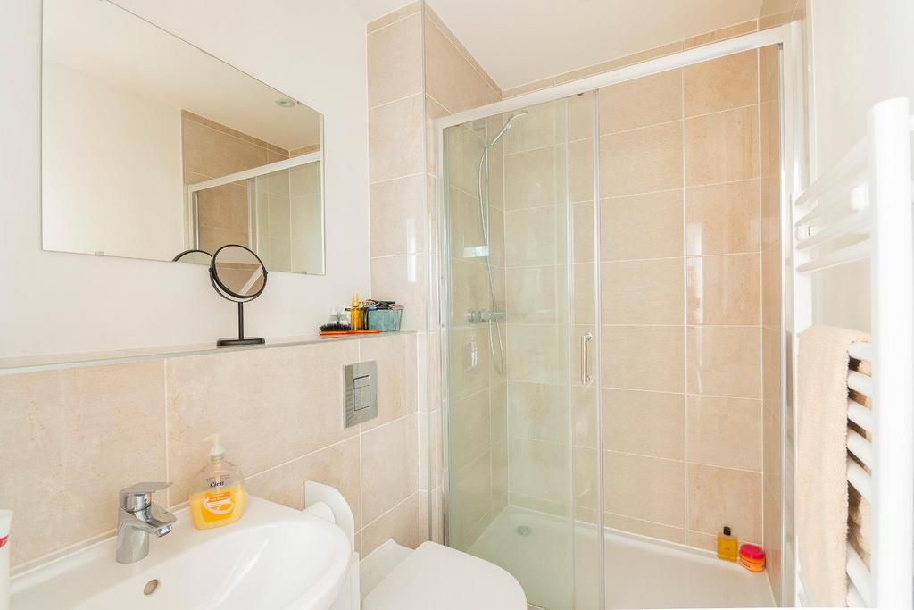 ESUOHREDLIW73 - Bathroom B.jpg