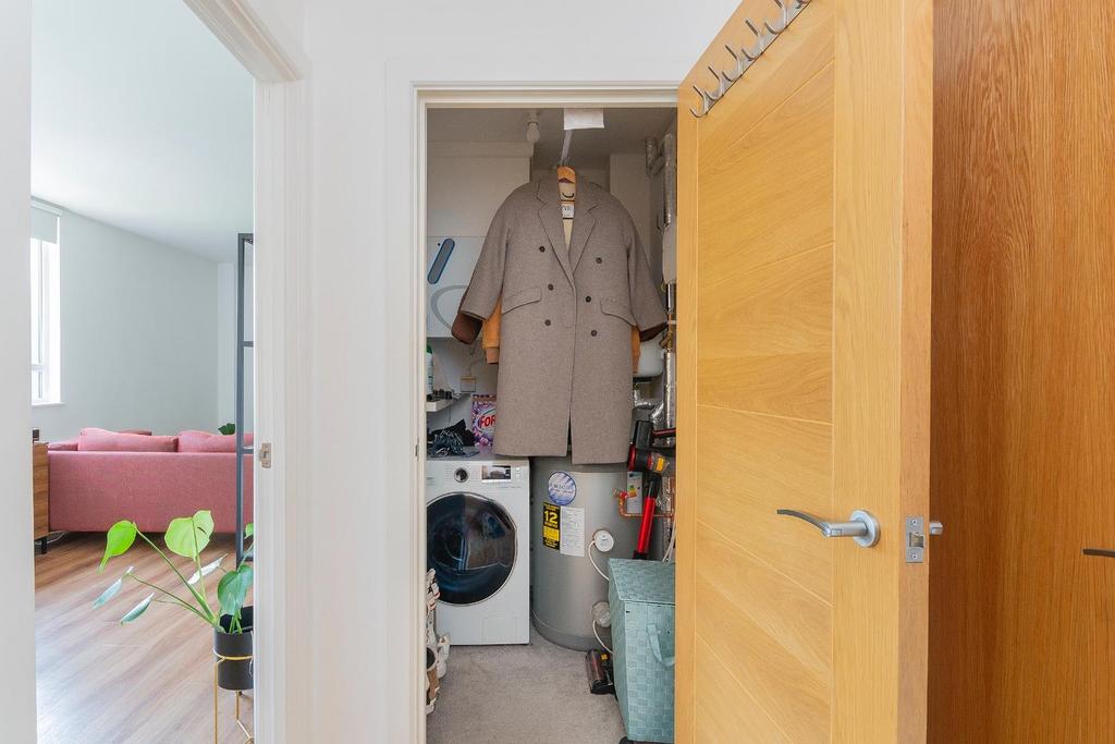 ESUOHREDLIW73 - Utility Cupboard A.jpg