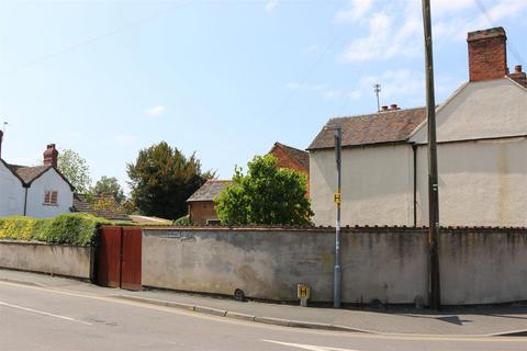 19 High Street, Albrighton, Wolverhampton, WV7 3JT