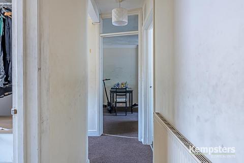 57 Stanley Road, Grays, RM17 6QX