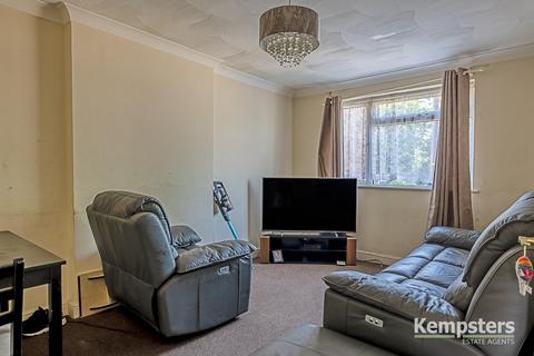 57 Stanley Road, Grays, RM17 6QX