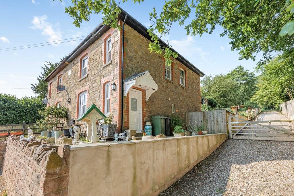 Coughton, RossonWye 3 bed semidetached house for sale £375,000