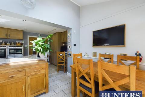 2 bedroom detached house for sale - Oak Mount Road, Werrington, Stoke On Trent, ST9 0BZ