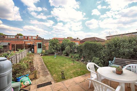 204 Allenby Road, Southall, UB1 2HN