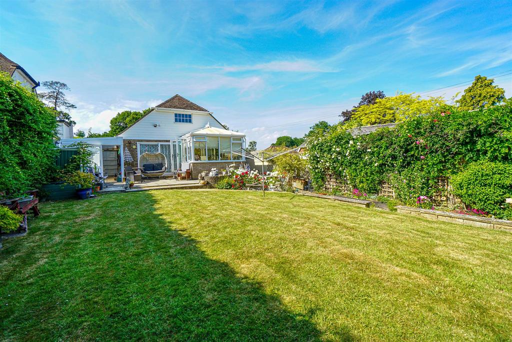 Westfield Lane, St. LeonardsOnSea 2 bed detached bungalow for sale