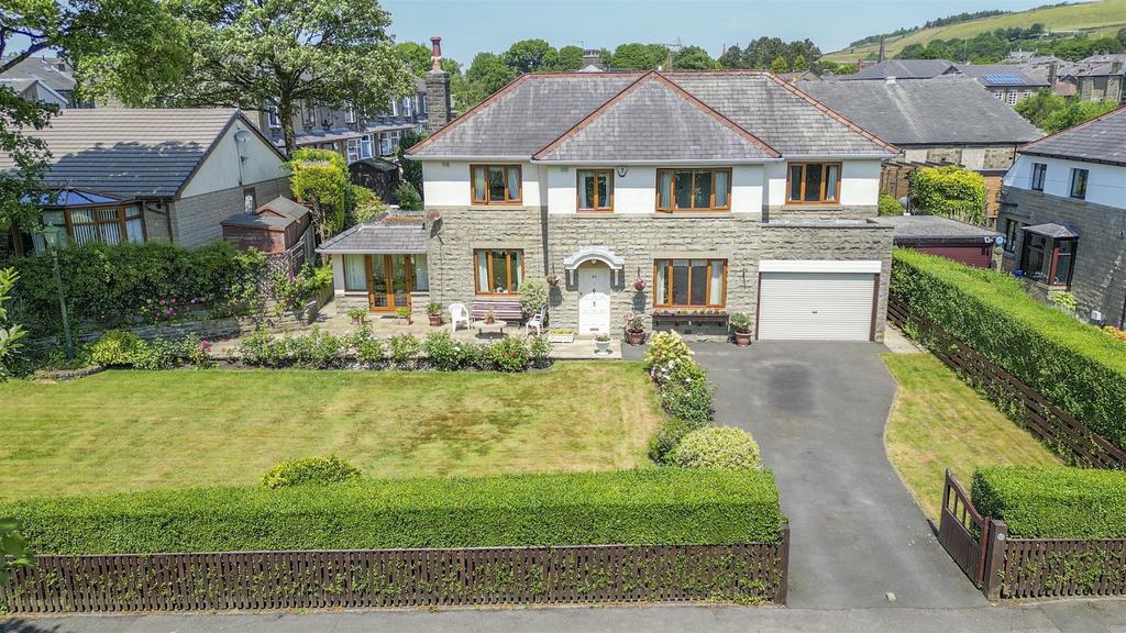 St. Peters Avenue, Haslingden, Rossendale 4 bed detached house for sale £650,000