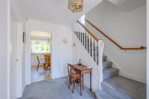 36 Long Fallas Crescent, Brighouse, HD6 3TN