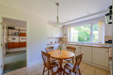 36 Long Fallas Crescent, Brighouse, HD6 3TN