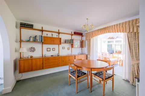36 Long Fallas Crescent, Brighouse, HD6 3TN