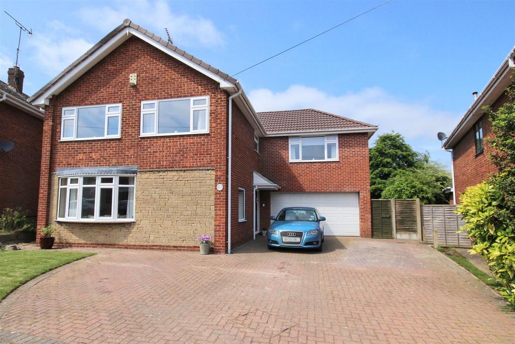 The Croft, Beverley 4 bed detached house £499,950
