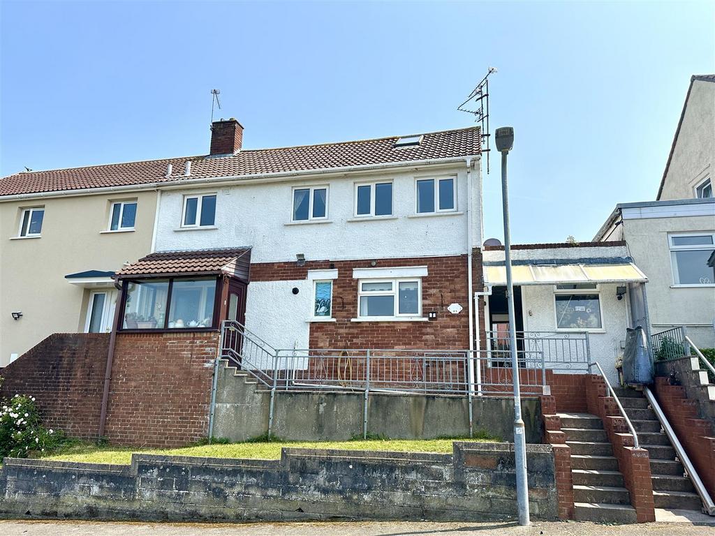 Clive Road, Barry 3 bed semidetached house for sale £229,950
