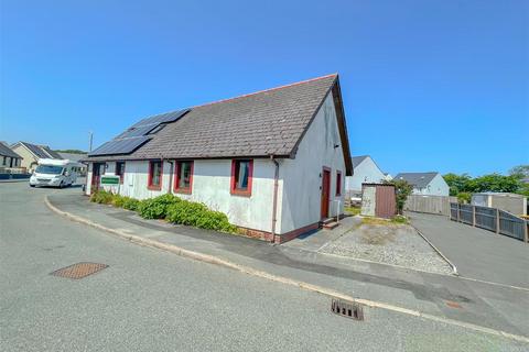 2 bedroom semi-detached bungalow for sale, Llain Drigarn, Crymych