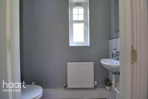 13 Academy Fields Road, Romford, RM2 5UN