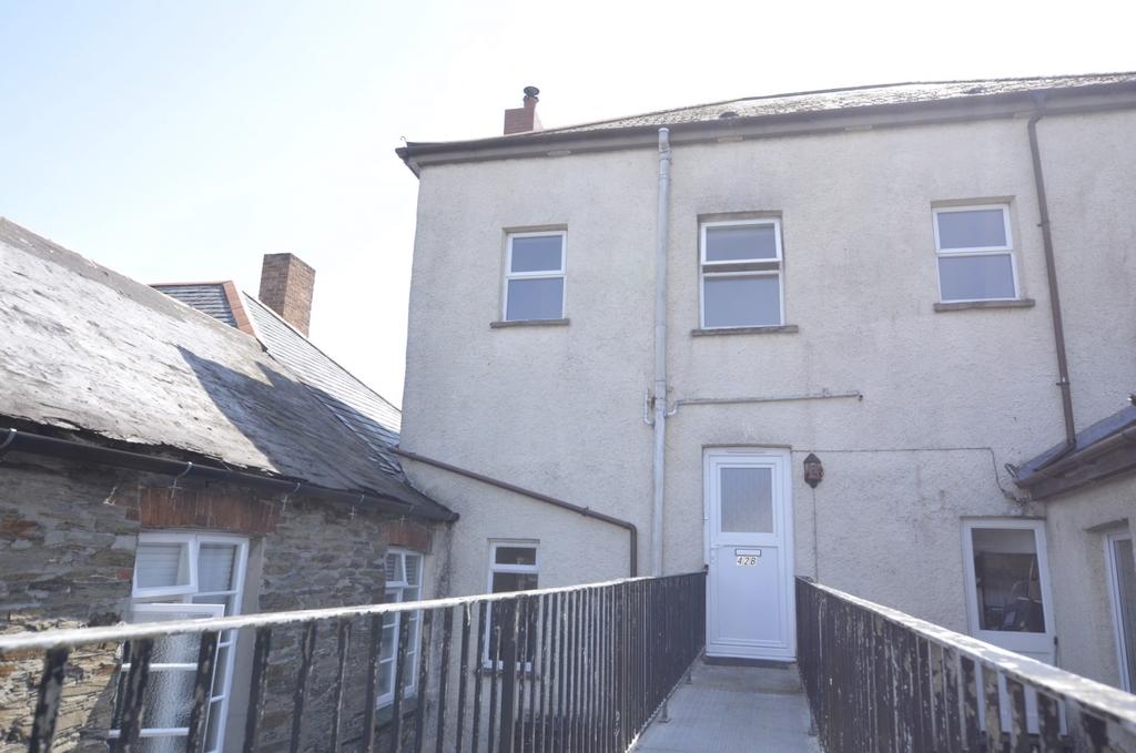 42a Molesworth Street, Wadebridge... 1 bed terraced house £625 pcm (£