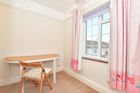 5 Hilltop Road, Reigate, RH2 7HL