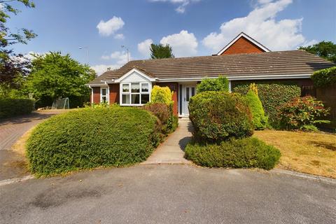 3 bedroom detached bungalow for sale - Hall Brow Close, Ormskirk