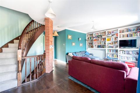 2 Croftongate Way, London, SE4 2DL