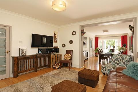 21 Barnham Road, Greenford, UB6 9LR