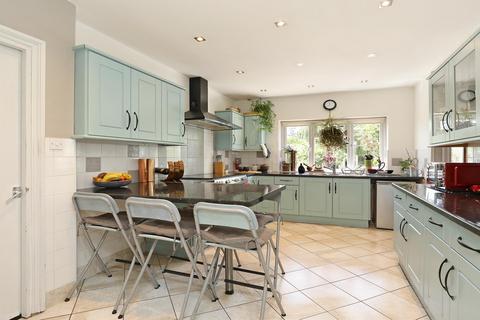 21 Barnham Road, Greenford, UB6 9LR