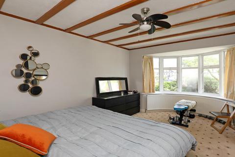 21 Barnham Road, Greenford, UB6 9LR