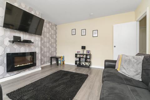 67 Carlowrie Place, Gorebridge, EH23 4XP