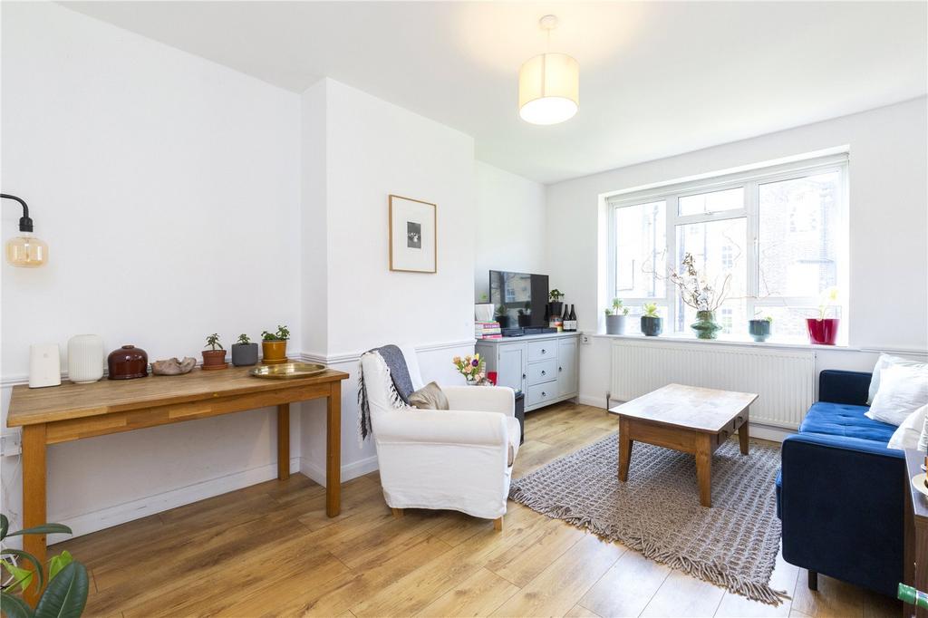Gerrard Road, Islington, London, N1 3 bed duplex for sale £625,000