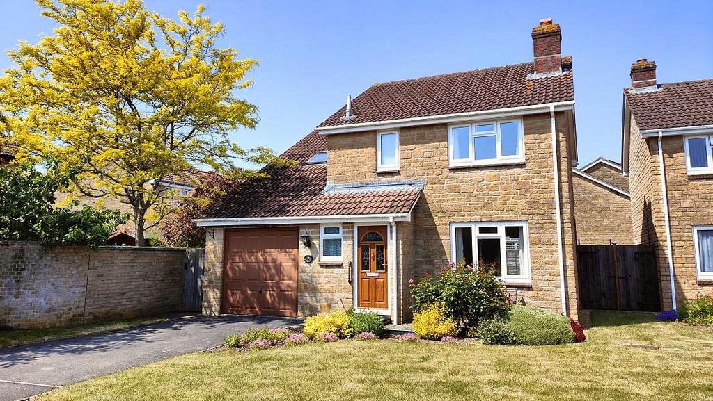 Sarum, Thornford, Dorset, DT9 4 bed detached house for sale £425,000