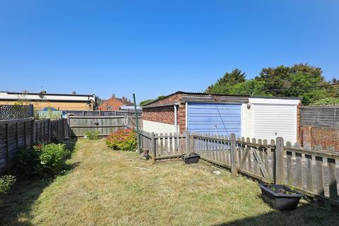 82 Ferrymead Avenue, Greenford, UB6 9TL